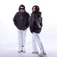 هودي اوفر سايز للجنسين باللون الرمادي الغامق