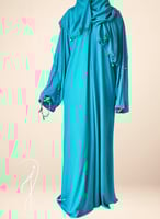 شرشف صلاة سستة أزرق مزين بورود الأويا التركي من لا...