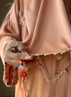 شرشف صلاة سستة خربزي على بني بالكروشيه و الورد الا...