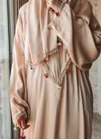 شرشف صلاة سستة بيج مزين بالكروشيه و الورد الاويا