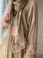 شرشف مرد لف بيج على زيتي دانتيل خربزي