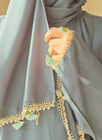 شرشف صلاة لف زيتي على رمادي بالكروشيه و الورد المل...