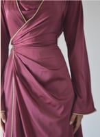 قميص نوم وروب عنابي حرير ستان