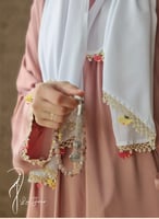 شرشف صلاة لف بصلي على بني باستيل بالكروشيه و الورد...