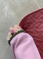 شرشف صلاة لف بصلي بالكروشبه و الورد الاويا الفاخر...