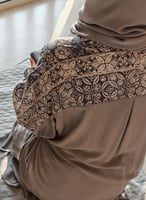 شرشف صلاة لف رسم باتيك رمادي من لاجور