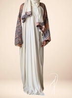 222005 شرشف صلاة رسم باتيك لف بيج و الطرحة مثبتة .