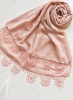 طرحة أويا ورد بوال باودر بنك وردي دوائر