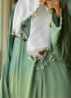 شرشف صلاة سستة أخضر فستقي مزين بالكروشيه و الورد ا...