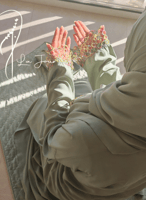 شرشف صلاة لف أخضر مزين بأويا يدوي مميز من لاجور