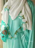 شرشف صلاة سستة اخضر مزين بالاويا اليدوي الفاخر