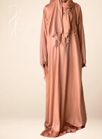 شرشف صلاة سستة خربزي على بني بالكروشيه و الورد الا...