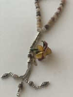 سبحة 33 عقيق برازيلي أزرق فيروزي مزينة بوردة أويا...