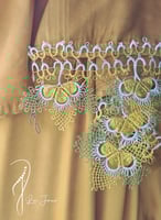 شرشف صلاة لف اصفر مزين بأويا ورد يدوي من لاجور