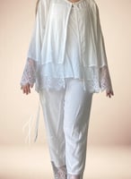 بيجامة قطن ابيض دانتيل 3 قطع