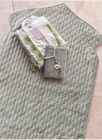 شرشف صلاة لف اخضر باستال مزين بأويا يدوي من لاجور