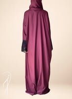 شرشف مرد لف عودي دانتيل و الطرحة متصلة .