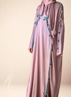 شرشف صلاة لف وردي باستيل مزين بالكروشبه الفاخر