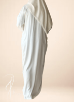 شرشف صلاة لف ابيض ستان مزين بالورد الاويا الموف ال...