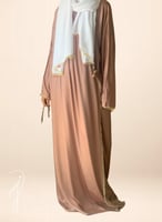 شرشف صلاة لف بصلي على بني باستيل مزين بورد الاويا