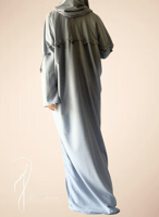 شرشف صلاة سستة ازرق على رمادي مزين بالكروشبه الفاخ...