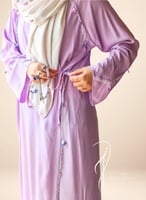 شرشف صلاة لف حلزوني موف مزين بالكروشيه طرحة متصلة