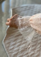 شرشف مرد خربزي دانتيل طرحة مثبتة.