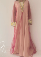 كيمونو مطرز من التل الأحمر متوفر طقم