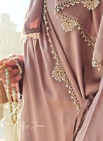 شرشف صلاة لف بيج على بني قطن بالكروشيه يدوي