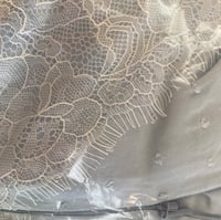 شرشف بناتي دانتيل بسستة