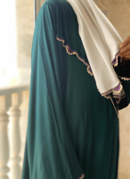 شرشف صلاة سستة أخضر مزين بالكروشيه