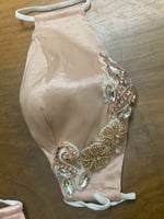 كمامة سهرة باودر بنك مطرز بالخرز و الكريستال