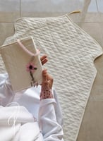 شرشف صلاة لف ابيض ستان اويا وردي