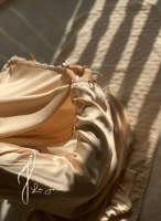 شرشف صلاة بيج سستة مزين بالكروشيه و الورد الاويا