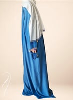 شرشف صلاة لف كحلي مزين بالكروشيه و الورد الاويا