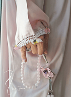 شرشف صلاة لف وردي فاتح اويا الورد ابيض ووردي