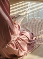 شرشف صلاة لف بيج على بني قطن بالكروشيه يدوي