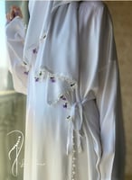 شرشف صلاة لف ابيض المزين بالكروشبه و الورد الاويا...