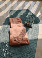 شرشف صلاة لف بني مزين بالكروشيه و الورد الفاخر من...