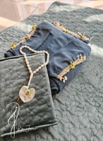 شرشف صلاة لف ازرق بالورد الاويا اصفر و ابيض الفاخر