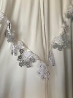 شرشف صلاة سستة سحاب أبيض اويا فضي