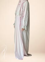 شرشف مرد لف وردي فاتح دانتيل ابيض