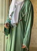 شرشف صلاة سستة أخضر فستقي مزين بالكروشيه و الورد ا...