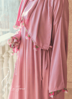 شرشف صلاة لف وردي مزين بالاويا الفاخر من لاجور