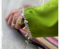 شرشف صلاة اويا ورد اخضر فستقي و الطرحة متصلة