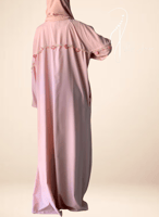 114002 شرشف صلاة سستة وردي مزين بالكروشيه حلزون يد...