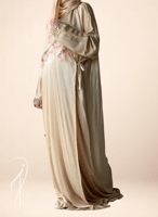 شرشف صلاة بيج ستان اويا لف و الطرحة مثبتة.