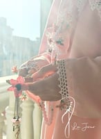 شرشف صلاة لف وردي مزين بالكروشيه و الورد الاويا ال...