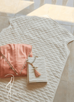 شرشف صلاة لف بني مزين بالكروشيه و الورد الفاخر من...