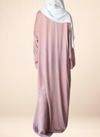 جلابية صلاة لف بصلي على بني مزين بالكروشيه و الطرح...